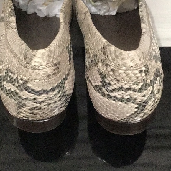 EUC. COLE HAAN Snakeskin Penny Loafer Shoes Slip On - Picture 8 of 9